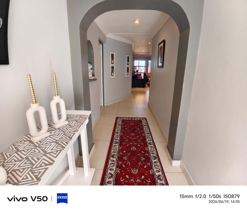 3 Bedroom Property for Sale in Hartenbos Western Cape